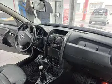 Dacia Duster 2016 photo 3