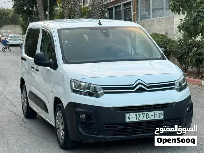 Citroen Berlingo 2022 photo 5