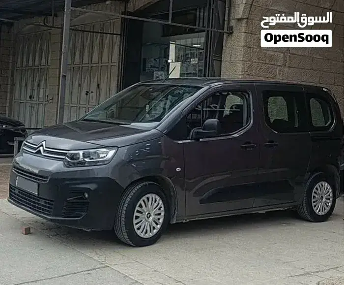 Citroen Berlingo 2022 photo 2