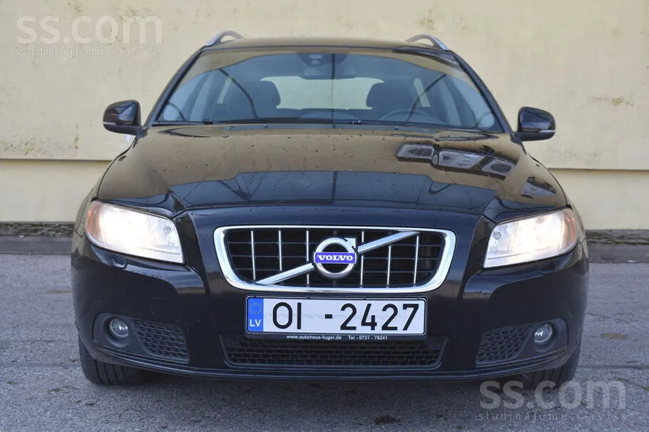 Volvo V70 2012 photo 3
