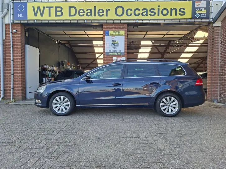 Volkswagen Passat 2014 photo 2