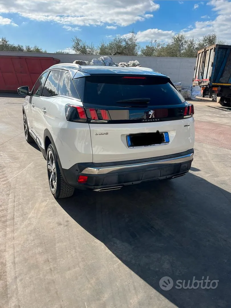 Peugeot 3008 2018 photo 3
