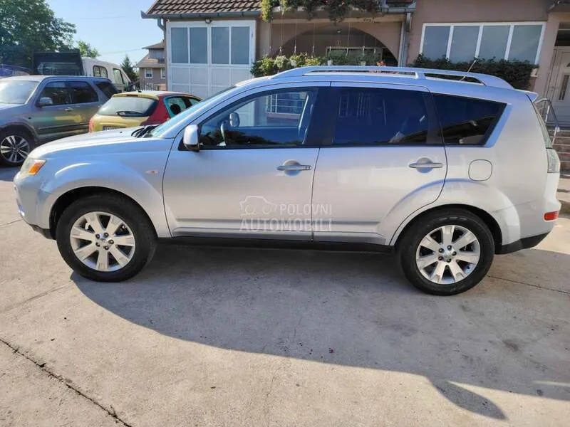 Mitsubishi Outlander 2009 photo 4