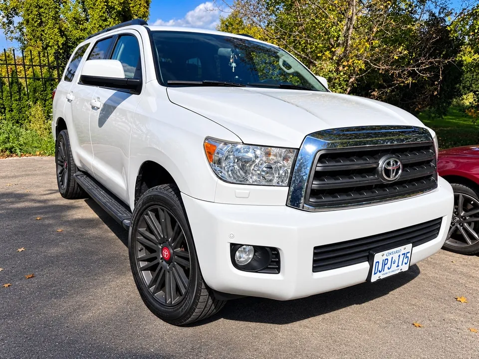 Toyota Sequoia
