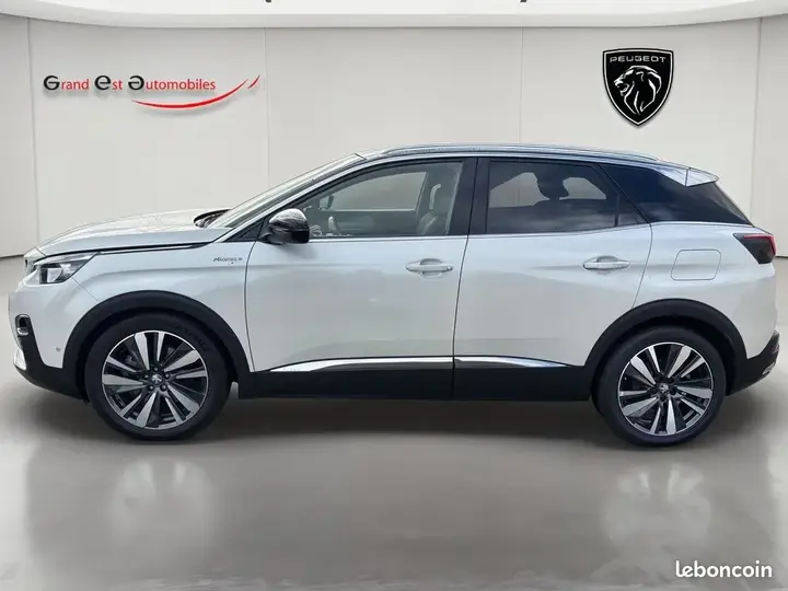 Peugeot 3008 2020 photo 2