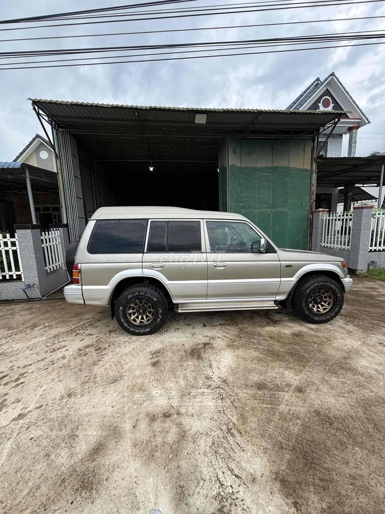 Mitsubishi Pajero 2006 photo 4