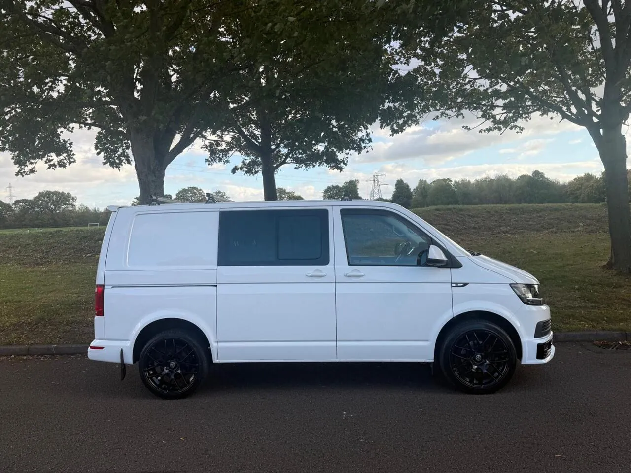 Volkswagen Transporter 2017 photo 2