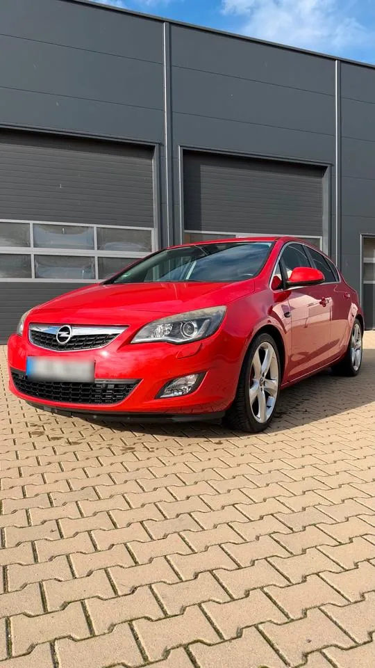 Opel Astra J