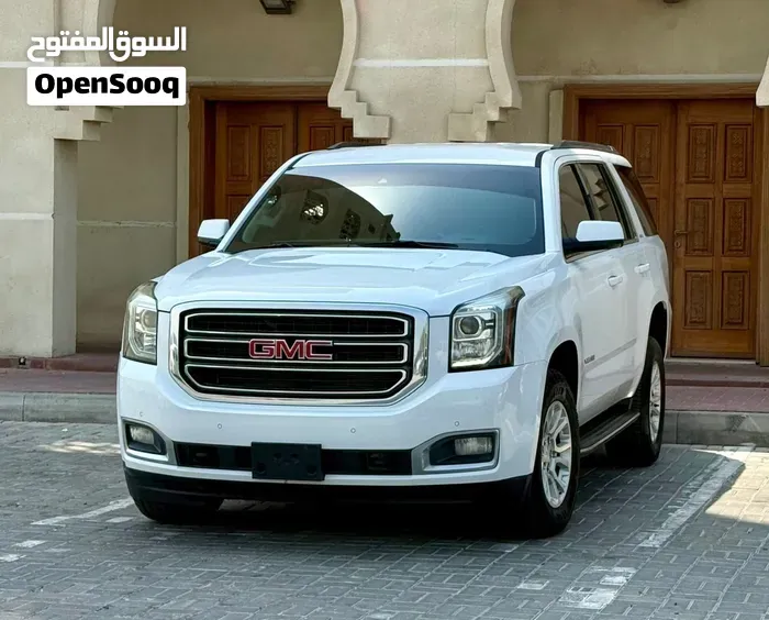 GMC Yukon 2019 photo 2