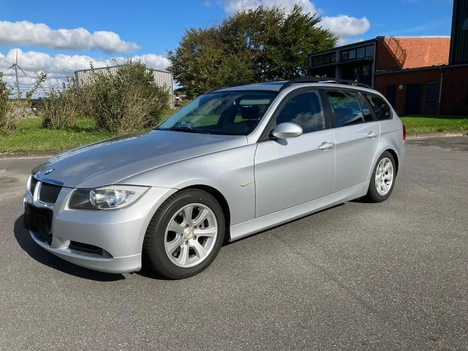 BMW 318I Touring