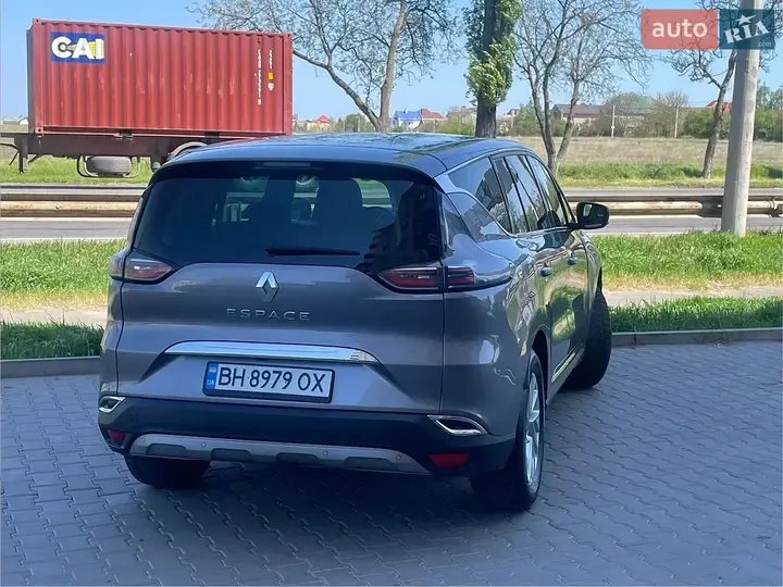 Renault Espace 2016 photo 3