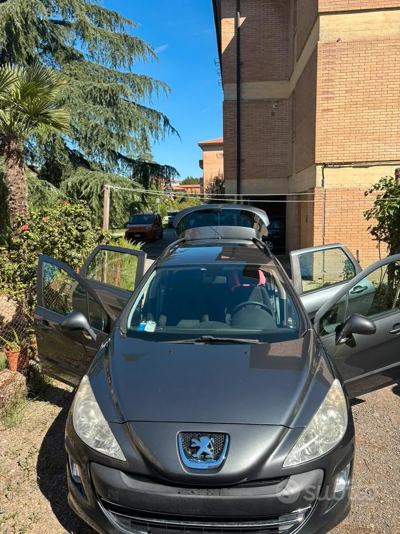 Peugeot 308 2008 photo 5