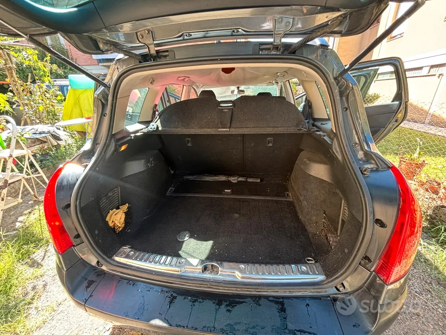 Peugeot 308 2008 photo 4