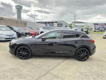 Mazda Axela 2014 photo 3