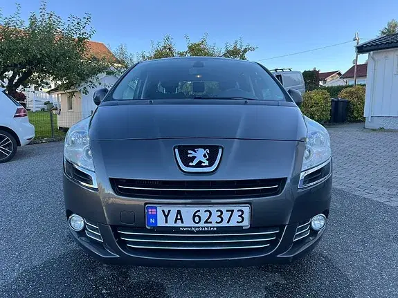 Peugeot 5008 2010 photo 3