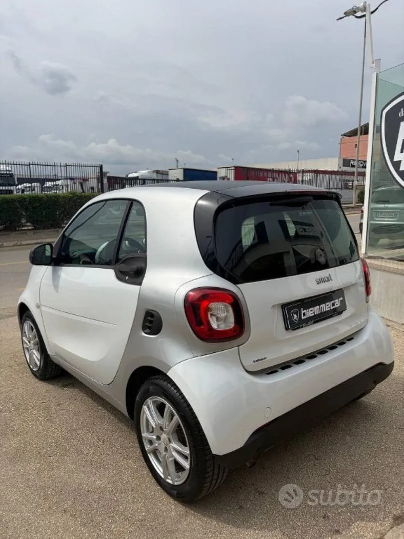 Smart Fortwo 2016 photo 5