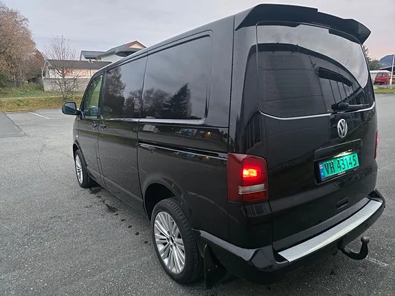 Volkswagen Transporter 2012 photo 3