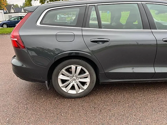 Volvo V60 2020 photo 4