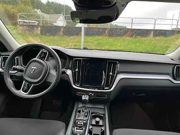 Volvo V60 2020 photo 5