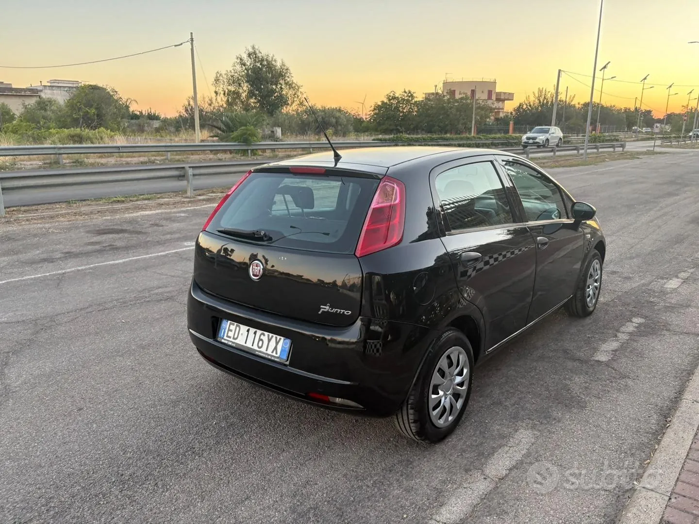 Fiat Grande Punto 2010 photo 5