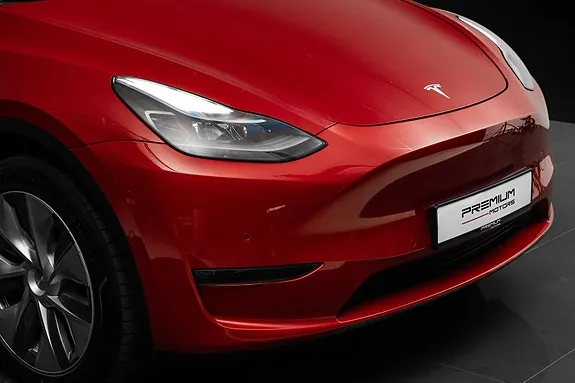 Tesla Model Y 2021 photo 2