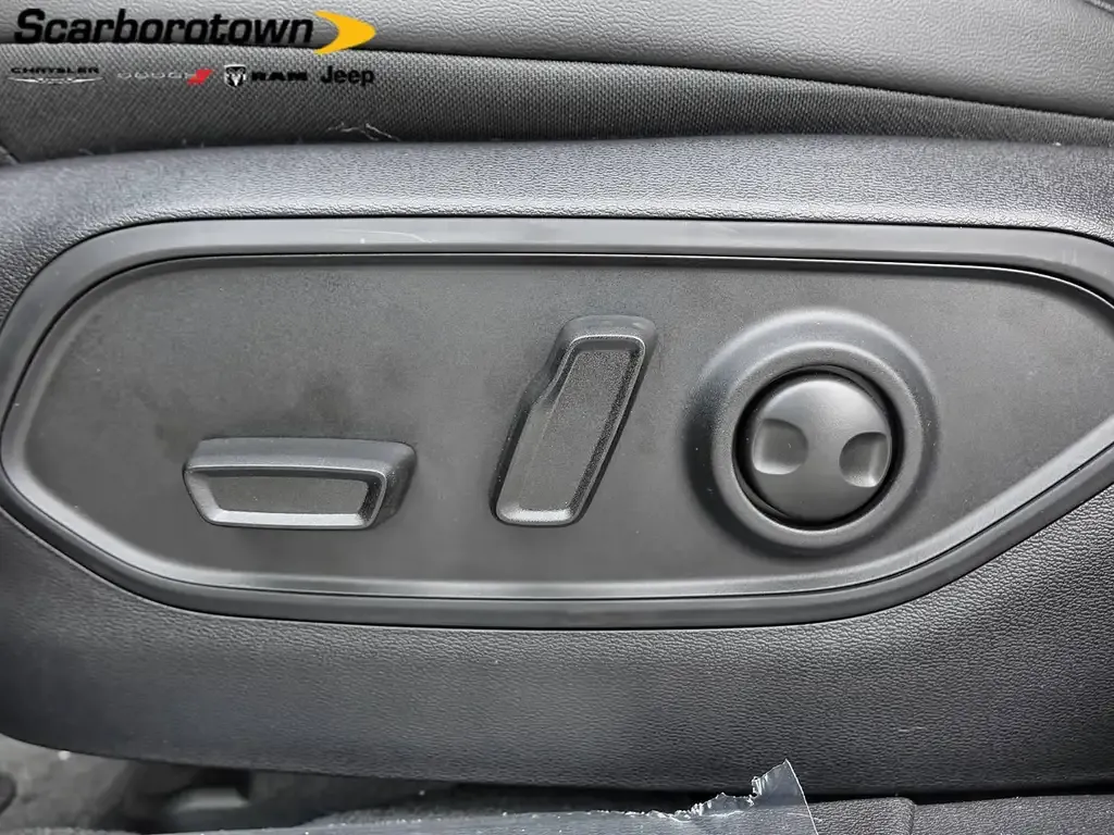 Jeep Cherokee 2026 photo 3