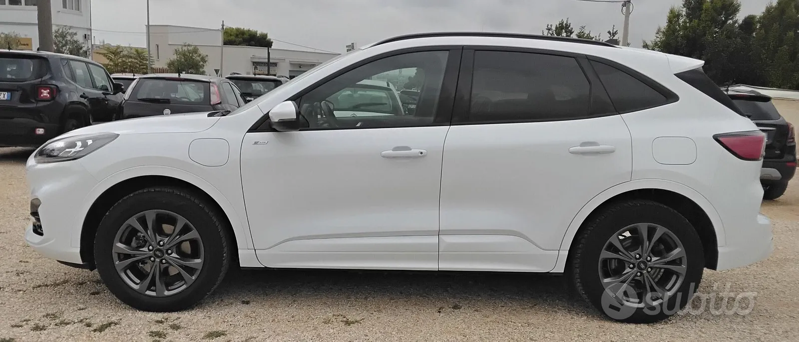 Ford Kuga 2023 photo 5