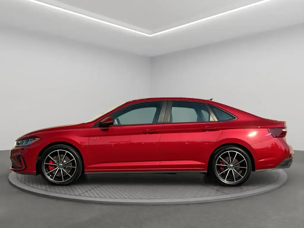 Volkswagen Jetta 2026 photo 3