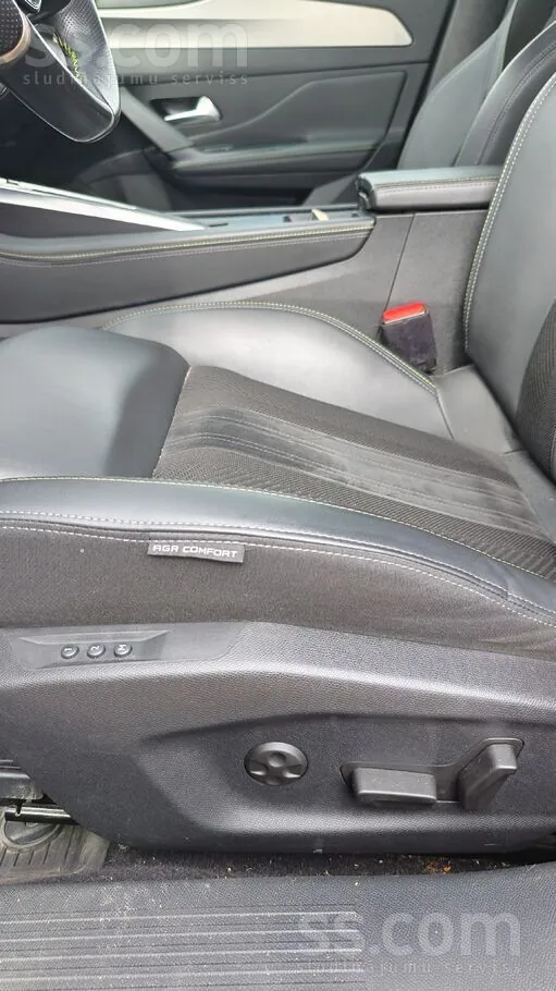 Peugeot 408 2023 photo 4