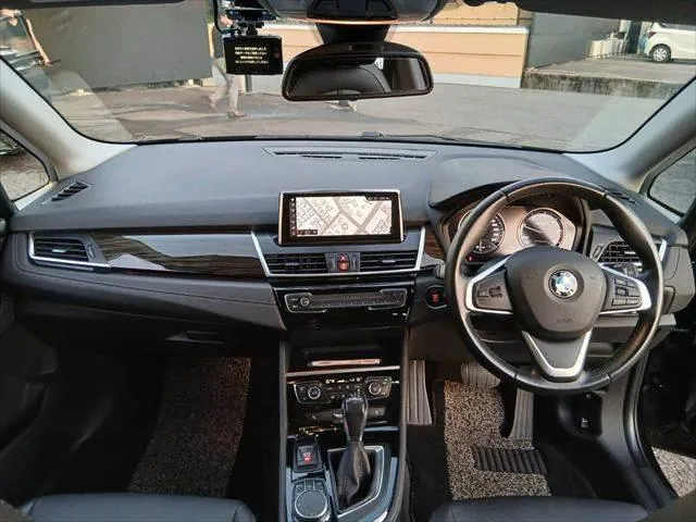 BMW 2 Series Active Tourer 2019 photo 3