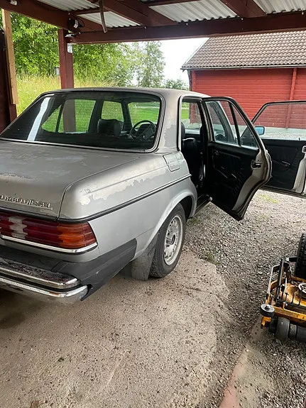 Mercedes-Benz 300 Td