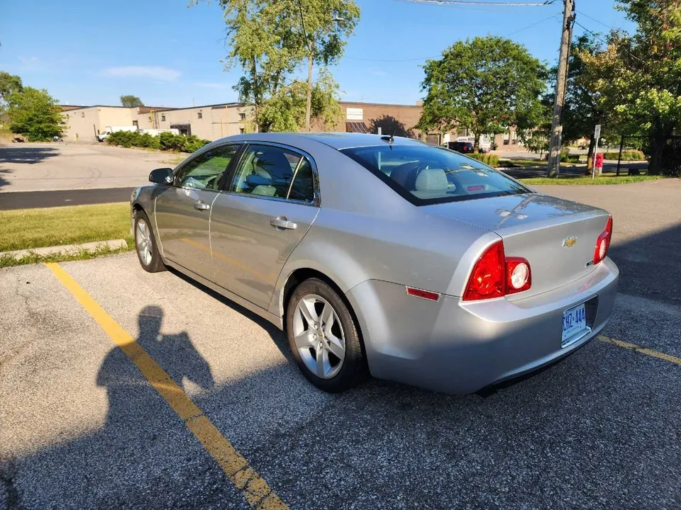 Chevrolet Malibu 2010 photo 4