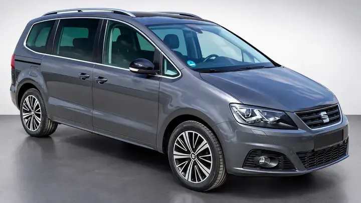 Seat Alhambra 2017 photo 2