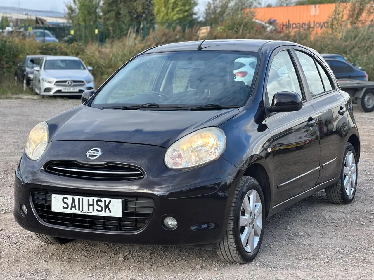 Nissan Micra 2011 photo 5