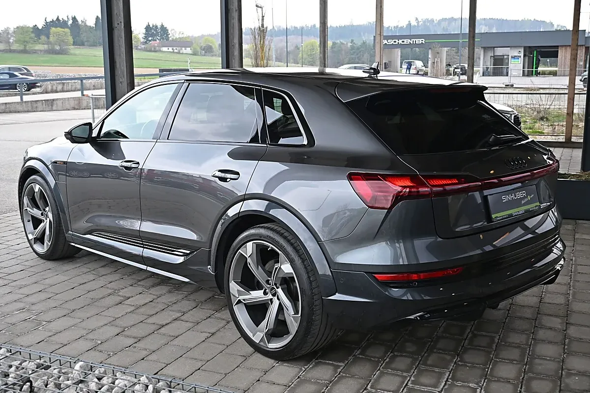 Audi E-Tron 2022 photo 3