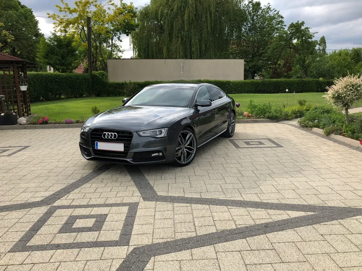 Audi A5 2012 photo 3