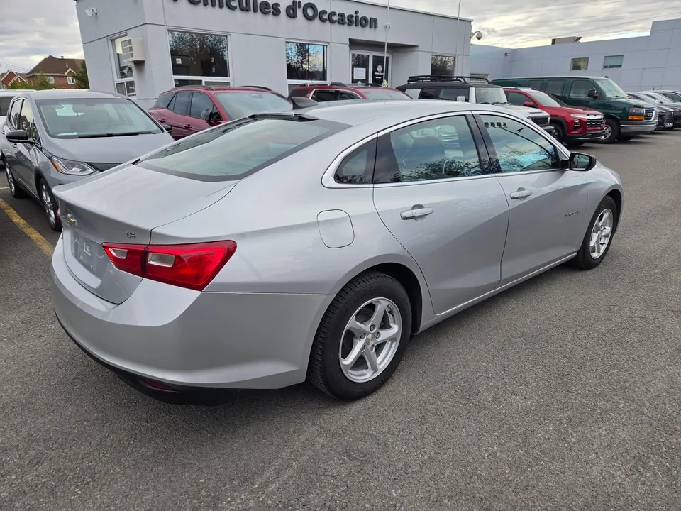 Chevrolet Malibu 2016 photo 3
