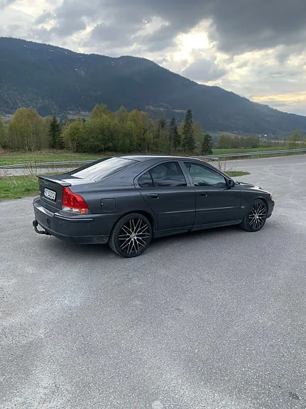 Volvo S60 2005 photo 2
