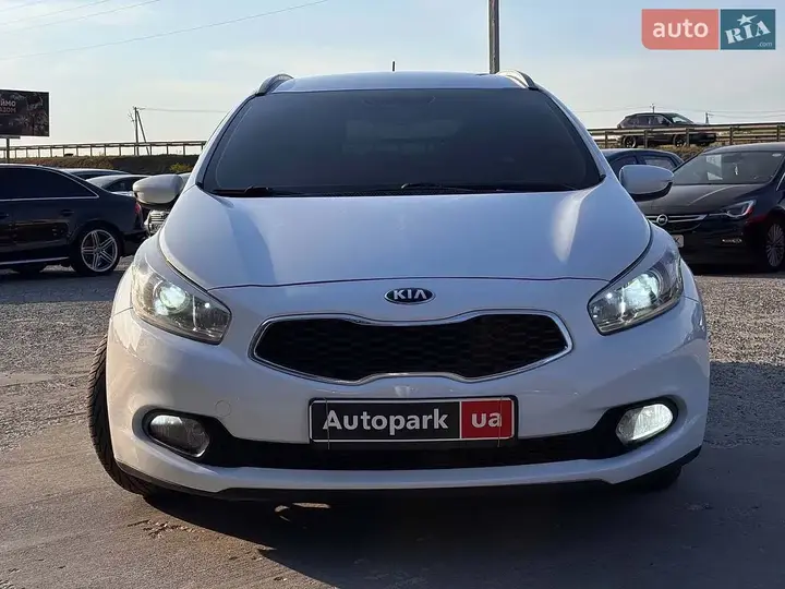 Kia Ceed 2014 photo 2