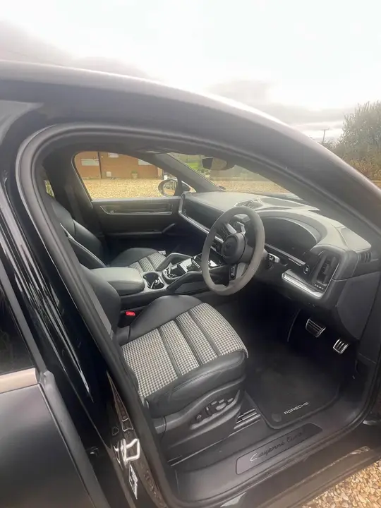 Porsche Cayenne 2025 photo 5