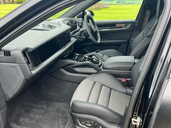 Porsche Cayenne 2025 photo 3
