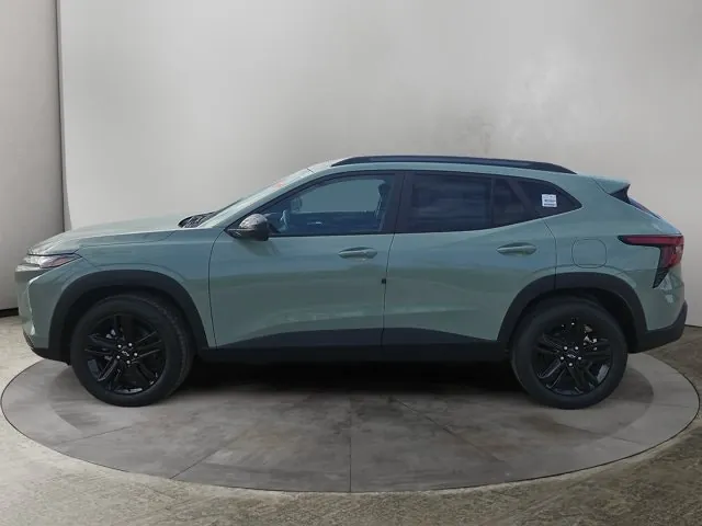 Chevrolet Trax 2026 photo 2