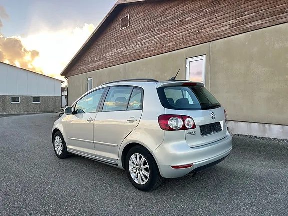 Volkswagen Golf Plus 2012 photo 4