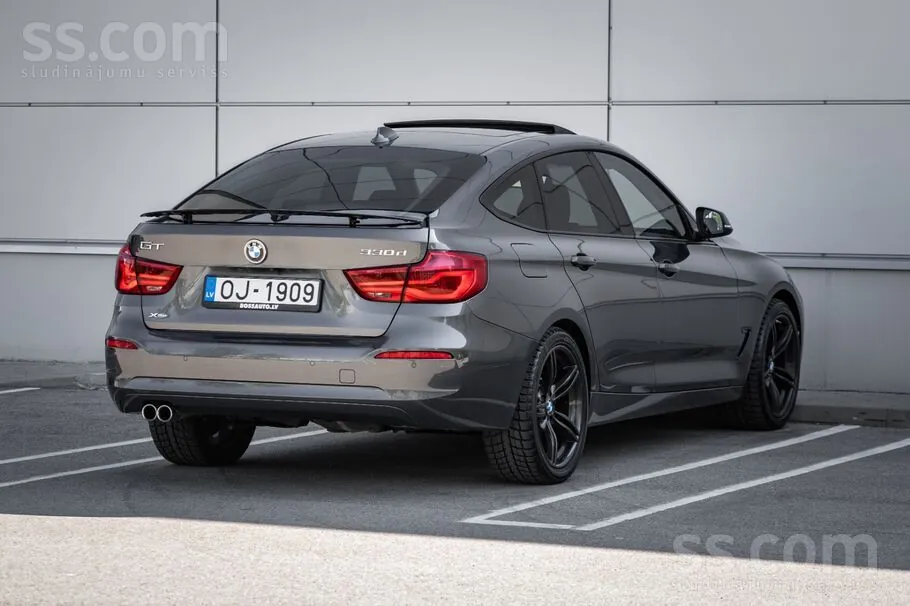 BMW 330 2017 photo 4