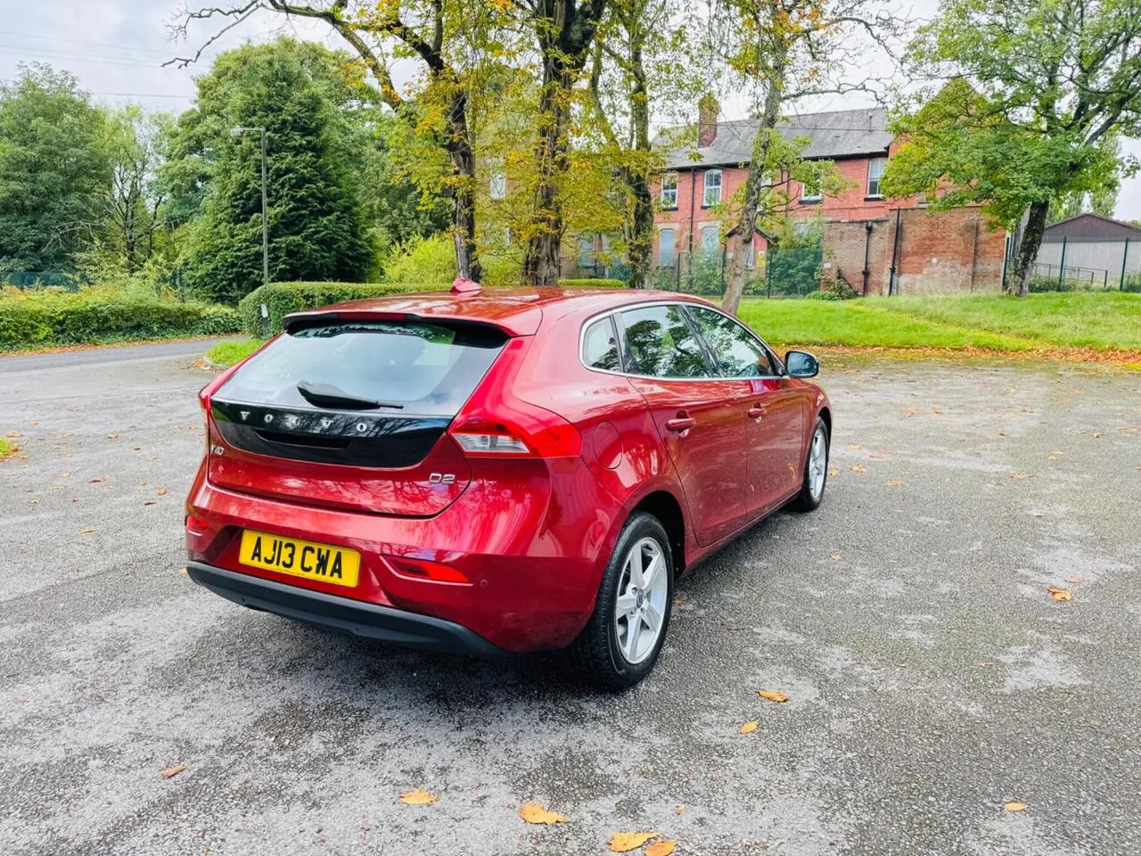 Volvo V40 2013 photo 2