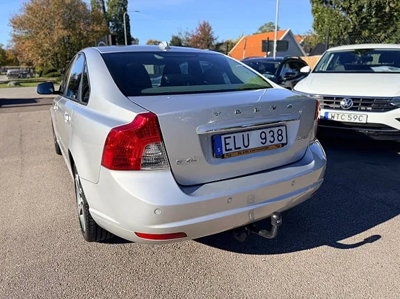Volvo S40 2012 photo 3