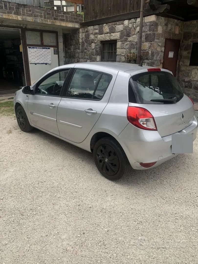 Opel Clio 2009 photo 2