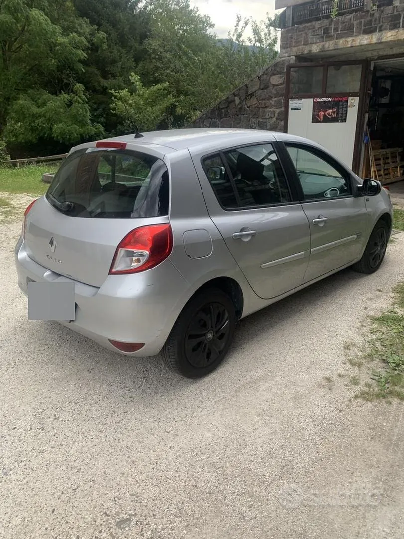 Opel Clio 2009 photo 4