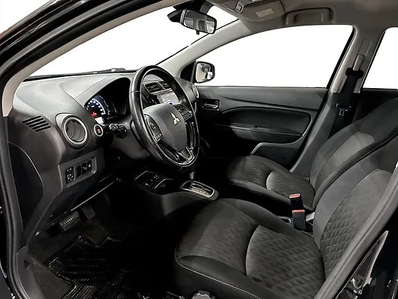 Mitsubishi Space Star 2020 photo 5