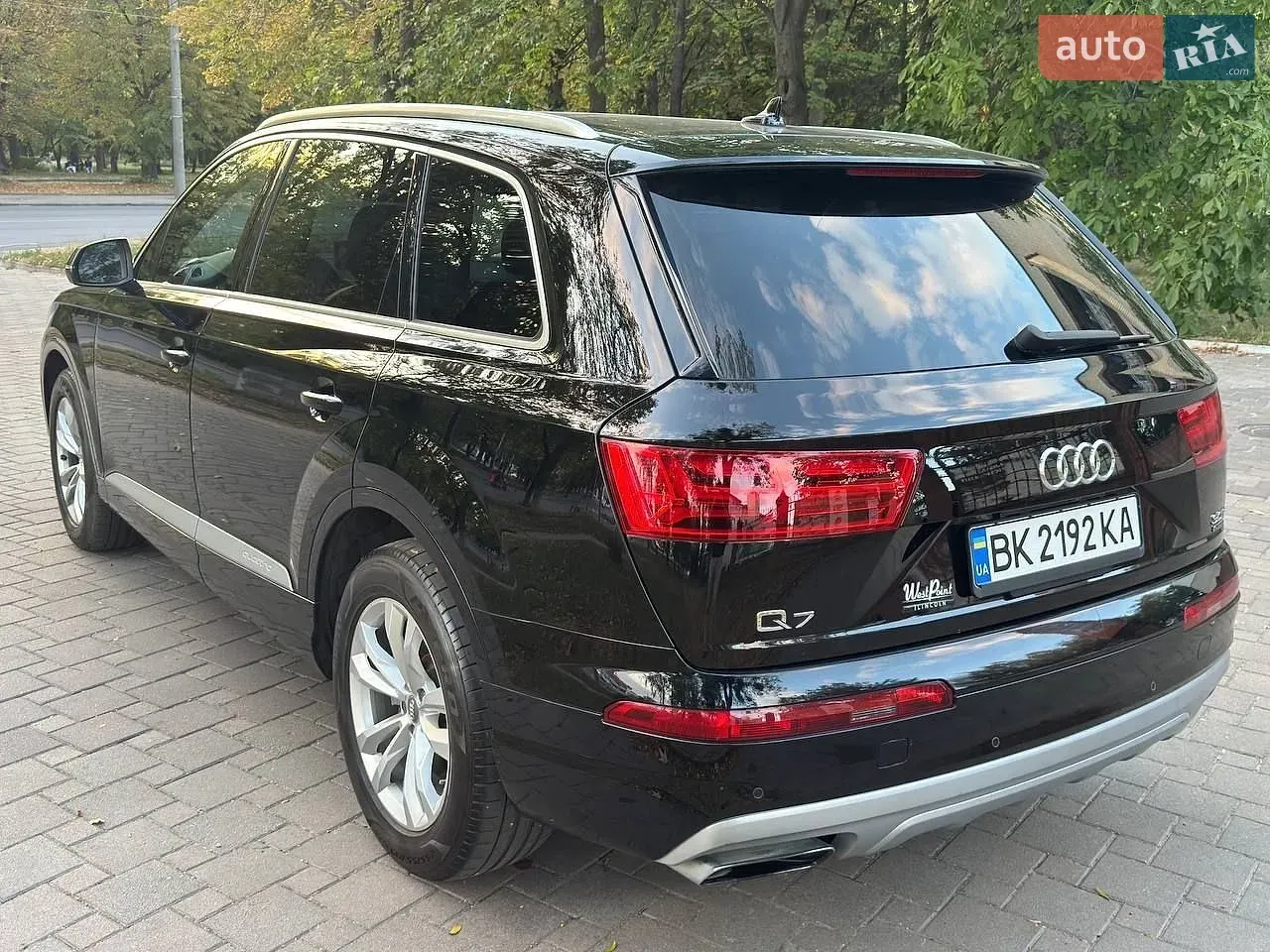 Audi Q7 2017 photo 2